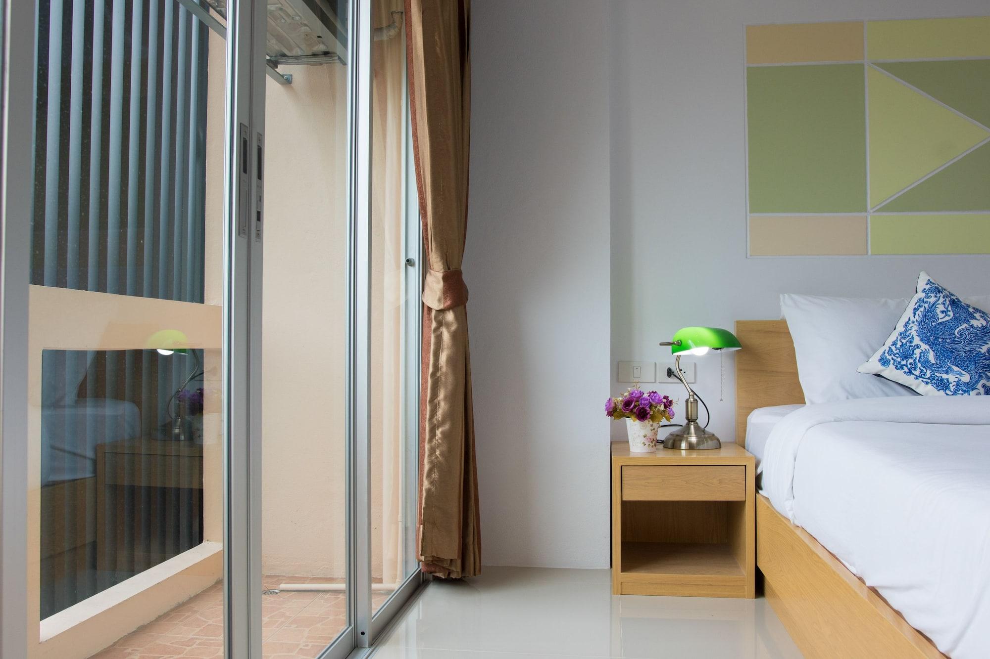 Jr Mansion On Nut Soi 25 Aparthotel Bangkok Buitenkant foto
